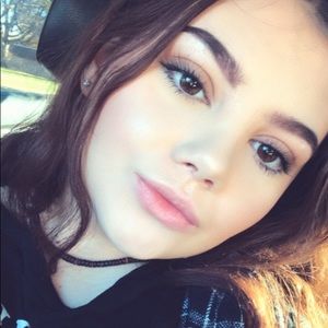 Meet your Posher, Sierra